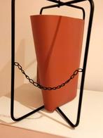 Vintage kranten houder.oranje leder, Huis en Inrichting, Woonaccessoires | Krantenbakken en Lectuurbakken, Ophalen, Zo goed als nieuw