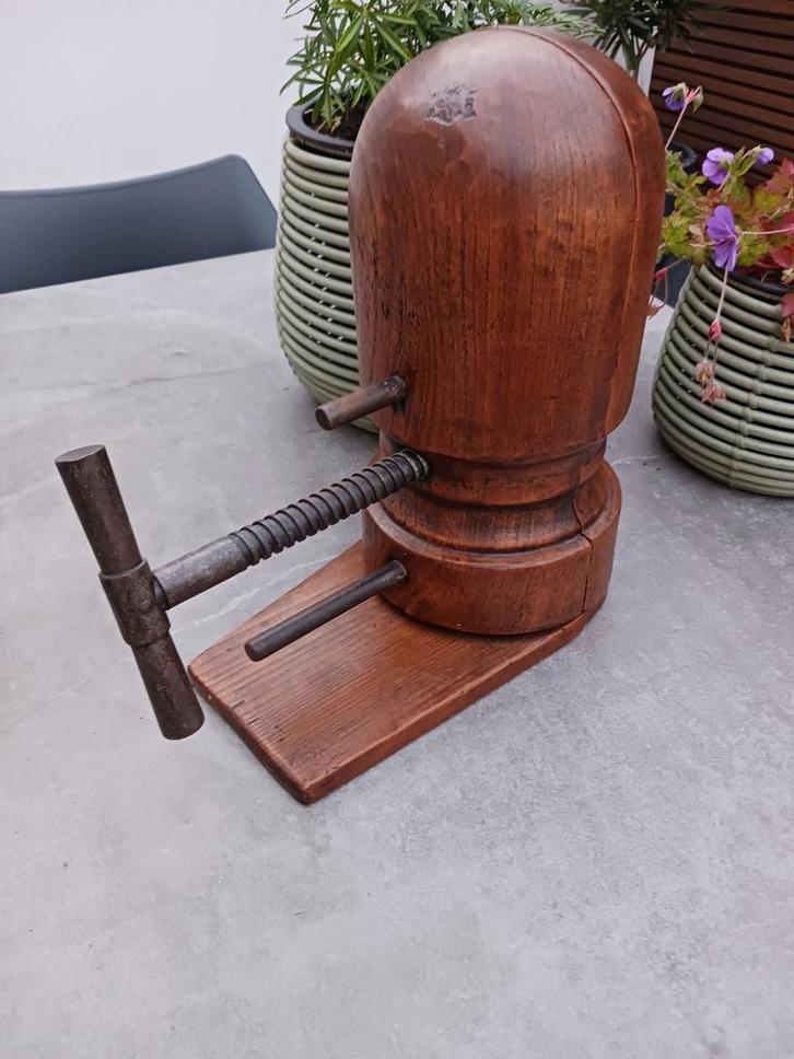Antieke Hoedenmal spanningsmal, Antiek en Kunst, Curiosa en Brocante, Ophalen of Verzenden