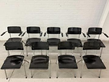 10 x vintage design Obo stoelen beschikbaar voor biedingen