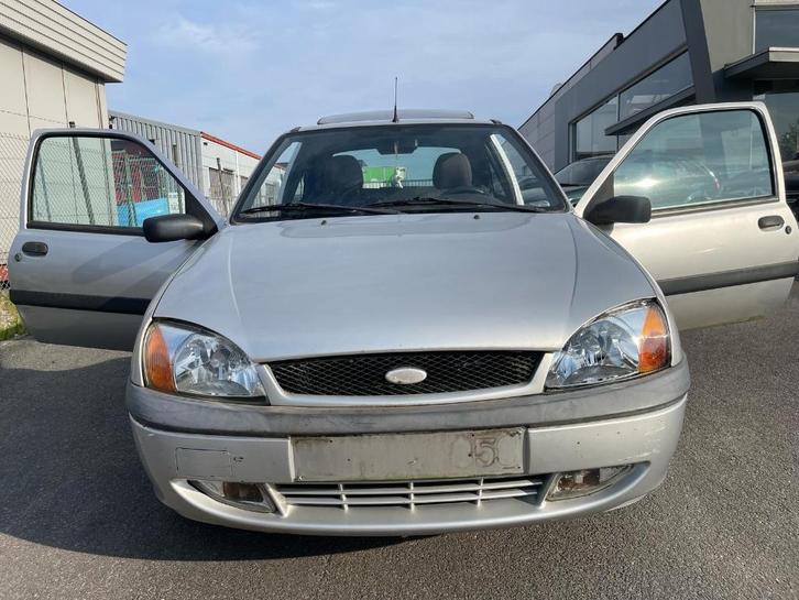 Ford fiesta 1.3 benzine 73.267km gekeurd voor verkoop, Auto's, Ford, Bedrijf, Te koop, Fiësta, ABS, Airbags, Metaalkleur, Radio