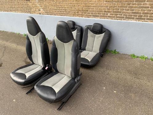 interieur halfleer zilver toyota aygo citroen C1 peugeot 107, Auto-onderdelen, Interieur en Bekleding, Citroën, Peugeot, Toyota