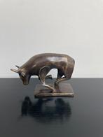 Abstract bronzen stier, Antiek en Kunst, Ophalen, Brons
