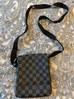 Louis Vuitton leren schoudertas, Verzenden, Zo goed als nieuw, Overige merken, Leer
