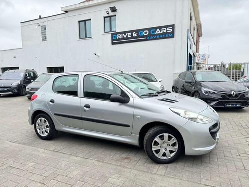 Peugeot 206 1.1i Trendy - 1 Eigenaar * 1 JAAR GARANTIE *, Auto's, Peugeot, Bedrijf, Te koop, ABS, Airconditioning, Boordcomputer