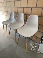 Scandinavische witte stoelen 6paar, Huis en Inrichting, Stoelen, Wit, Scandinavisch, Zo goed als nieuw, Vijf, Zes of meer stoelen