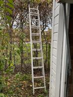 LADDER UIT 2 DELEN, Doe-het-zelf en Bouw, Ophalen, Zo goed als nieuw, Ladder, Opvouwbaar of Inschuifbaar