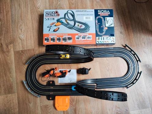 Elektrische racebaan met looping, Kinderen en Baby's, Speelgoed | Racebanen, Zo goed als nieuw, Racebaan, Met looping, Ophalen of Verzenden