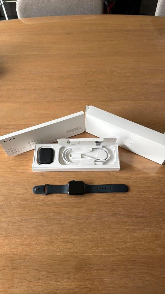 Apple Watch Series 9 45mm, Handtassen en Accessoires, Smartwatches, Zwart, GPS, Waterdicht, Ophalen