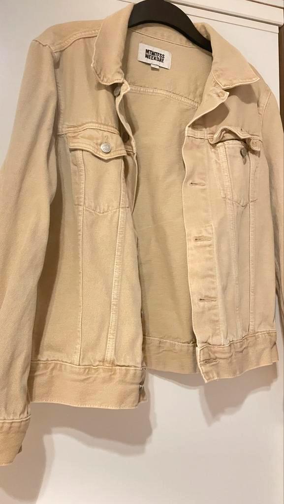 Weekday jeans jacket - Size M, Kleding | Dames, Jassen | Winter, Zo goed als nieuw, Maat 38/40 (M), Beige, Ophalen of Verzenden