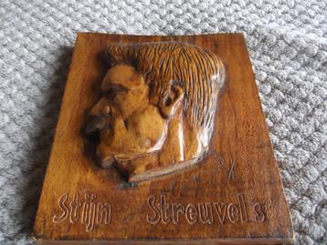 Stijn Streuvels gesculpteerd in hout (14 cm. x 17 cm.) beschikbaar voor biedingen