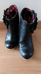Korte zwarte laarsjes, Kleding | Dames, Schoenen, Ophalen of Verzenden, Zo goed als nieuw