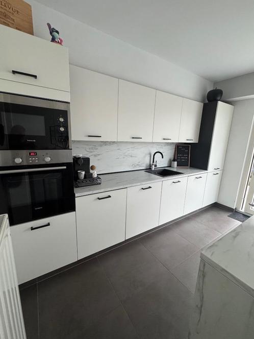 Complete keuken met kookeiland, Huis en Inrichting, Keuken | Complete keukens, Zo goed als nieuw, Overige typen, Wit, Overige materialen