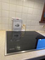 Inductie kookplaat Miele KM 7210 FR 56x49cm, Electroménager, Tables de cuisson, 4 zones de cuisson, Encastré, Comme neuf, Enlèvement