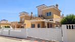 Vrijstaande villa met privé zwembad te koop in Alicante, Immo, Dorp, Spanje, Woonhuis, 2 kamers
