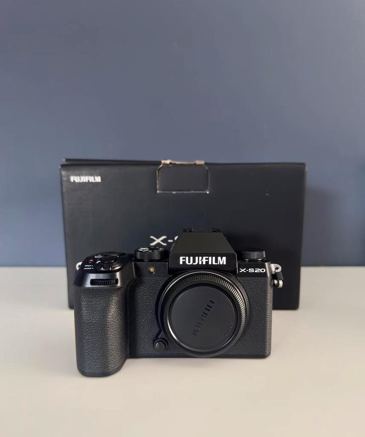 Fujifilm X-S20, état neuf, garantie, Max 300 decl., Audio, Tv en Foto, Fotocamera's Digitaal, Nieuw, Fuji, Geen optische zoom