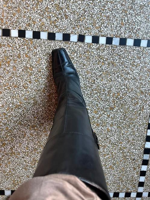 zwarte leren laarzen,, Kleding | Dames, Schoenen, Zo goed als nieuw, Zwart, Ophalen of Verzenden