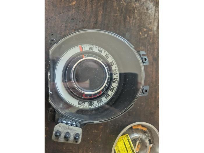 Kilometerteller KM van een Fiat 500, Auto-onderdelen, Dashboard en Schakelaars, Fiat, Gebruikt, 3 maanden garantie, Ophalen of Verzenden