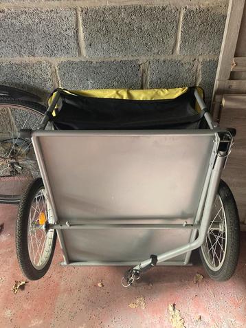 Fiets en aanhangwagen samen verkoop ! beschikbaar voor biedingen