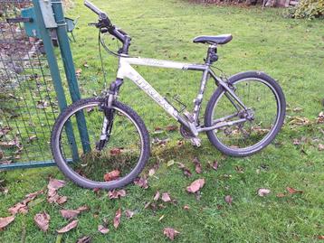 Mountainbike TREK 4300 beschikbaar voor biedingen