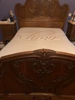 Antiek Frans notenbed in Louis XV-stijl, Antiek en Kunst, Ophalen