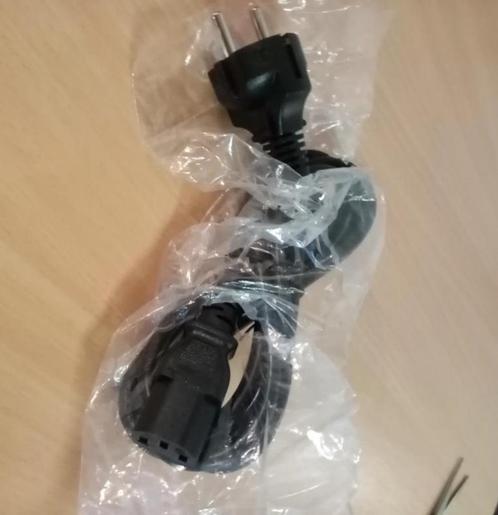 3-pins stroomkabel voor randapparatuur (per stuk of 3 stuks), Computers en Software, Pc- en Netwerkkabels, Zo goed als nieuw, Ophalen of Verzenden