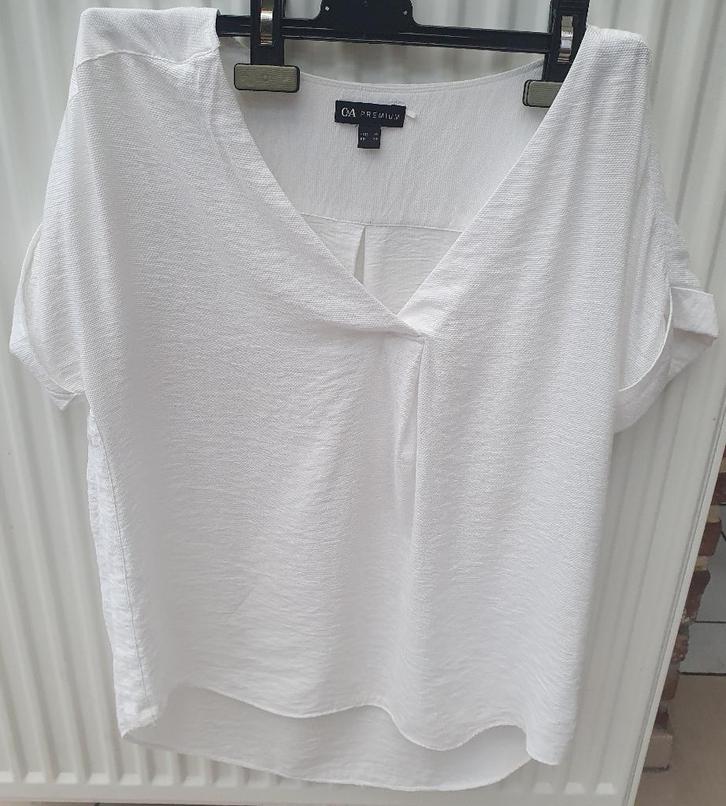 Witte blouse van C&A maat 36, Vêtements | Femmes, Blouses & Tuniques, Porté, Taille 36 (S), Blanc, Enlèvement ou Envoi