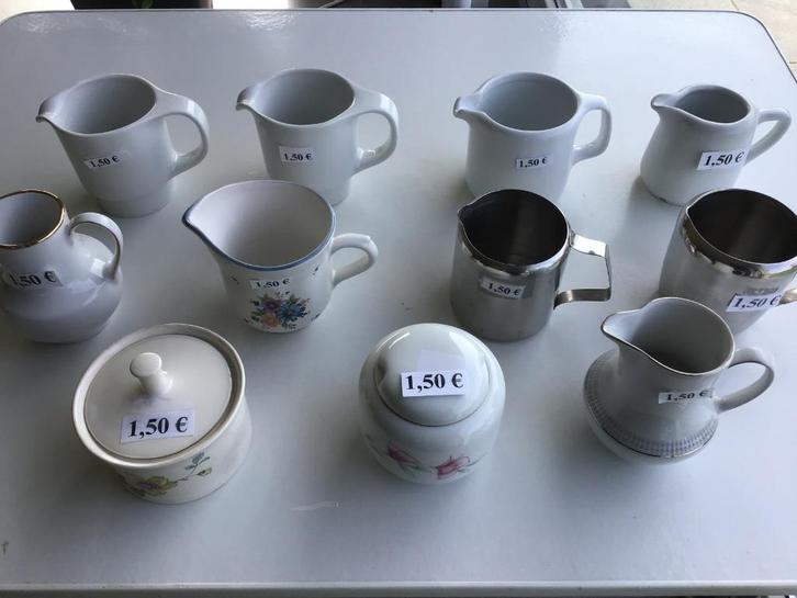 11 verschillende melkkannetjes en suikerpotjes aan 1,50 €, Huis en Inrichting, Keuken | Servies, Zo goed als nieuw, Ophalen of Verzenden