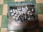 schaakspel mooi glazen deco spel splinternieuw in doos, Hobby en Vrije tijd, Nieuw, Ophalen of Verzenden