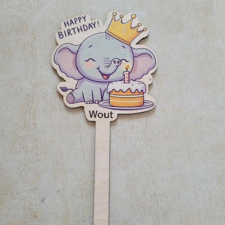 Gepersonaliseerde taarttopper in hout, Kinderen en Baby's, Overige Kinderen en Baby's, Nieuw, Ophalen of Verzenden