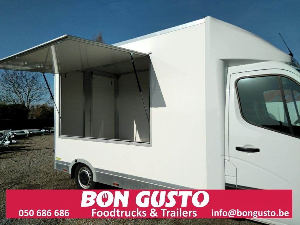 Foodtruck demo-model januari 2026, Auto's, Bestelwagens en Lichte vracht, Bedrijf, Cruise Control, Renault, Diesel, Ophalen
