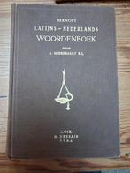 Beknopt Latijns Nederlands woordenboek, Ophalen of Verzenden, Nederlands
