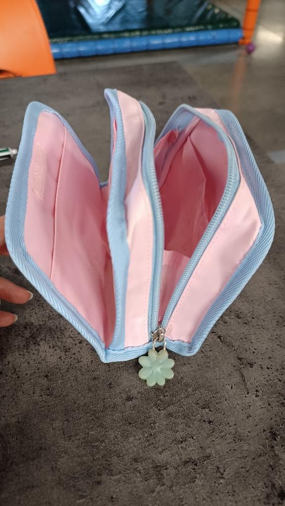 Trousse Diddlina avec petit miroir.🙋‍♀️, Bijoux, Sacs & Beauté, Trousses de toilette, Utilisé, Fille, Rose, Enlèvement ou Envoi