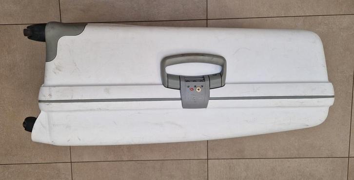 Samsonite valies 70L, Handtassen en Accessoires, Koffers, Zo goed als nieuw, Hard kunststof, 70 cm of meer, 45 tot 55 cm, Slot