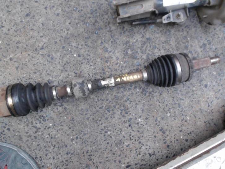 Cardan gauche Kia Venga 1.4CRDi 66kw 2010-2015 LP/15041, Auto-onderdelen, Remmen en Aandrijving, Kia, Gebruikt, Ophalen of Verzenden