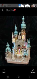 Figurine disney castle chateau raiponce blanche niege la pet, Enlèvement ou Envoi, Autres personnages, Neuf, Statue ou Figurine