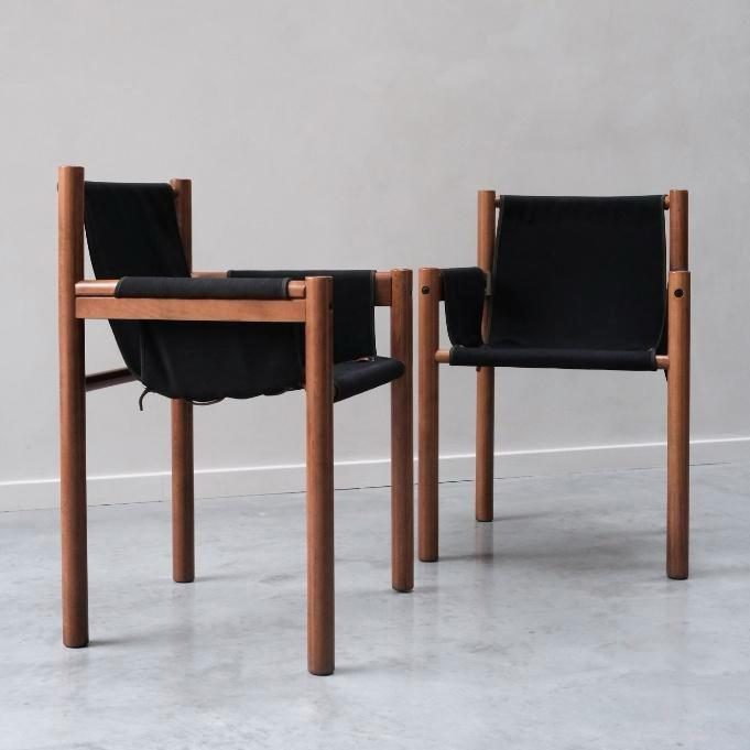 2 armstoelen van Ibisco, Maison & Meubles, Chaises, Utilisé, Deux, Bois, Cuir, Tissus, Noir, Enlèvement