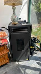Pellet cv kachel 24kw, Ophalen, Zo goed als nieuw