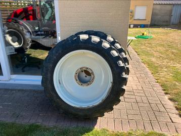 Sproeiwielen (4 stuks) beschikbaar voor biedingen