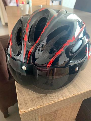 Splinternieuwe fiets/step helm met vizier, Ophalen of Verzenden, Nieuw
