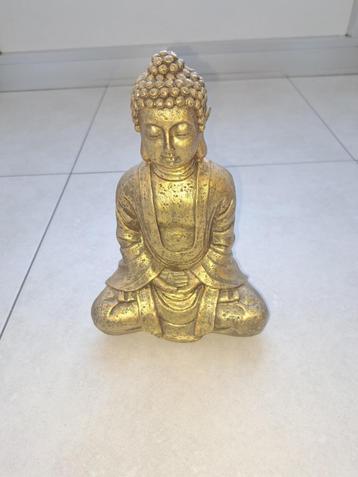 Budda beeldje 22 cm hoog beschikbaar voor biedingen