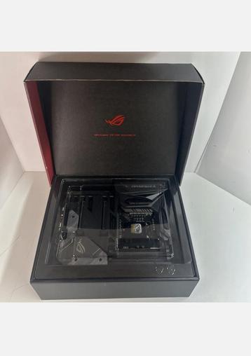 Moederbord ASUS ROG beschikbaar voor biedingen