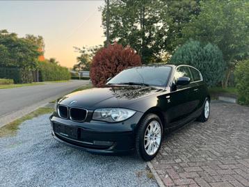 BMW 116D Crossed Flag Edition Airco GEKEURD beschikbaar voor biedingen