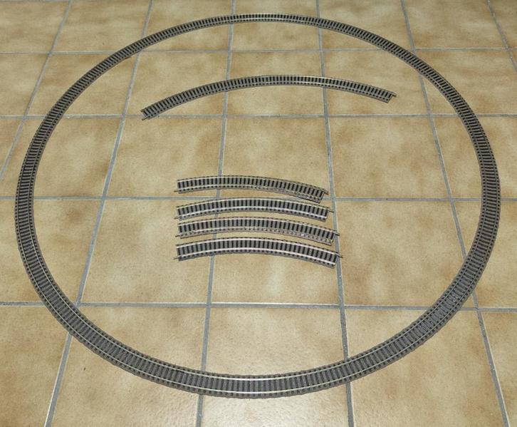 12+4 x Fleischmann 6125 H0 Gebogen rail 420 mm Profi-rails, Hobby en Vrije tijd, Modeltreinen | H0, Zo goed als nieuw, Rails, Fleischmann