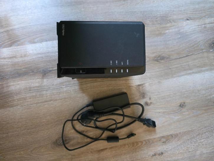 Synology DS218play - Nas 2 slots (no disk), TV, Hi-fi & Vidéo, Lecteurs multimédias, Comme neuf, Sans disque dur, USB 2.0, Enlèvement