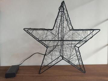 Decoratieve ster met lampjes  beschikbaar voor biedingen