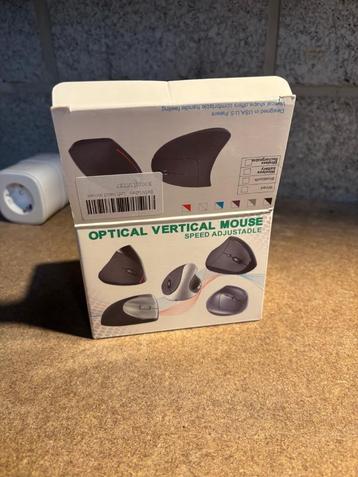 souris verticale pour gaucher disponible aux enchères