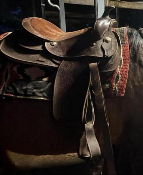Compleet western set, Dieren en Toebehoren, Paarden en Pony's | Zadels, Zo goed als nieuw, Western, Ophalen