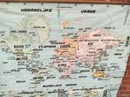 Oude  schoolkaart   van   de   wereld  een  parel, Ophalen
