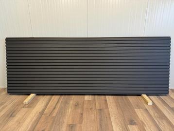 Gevelbekleding Composiet Zilvergrijs 290 cm x 20 cm beschikbaar voor biedingen