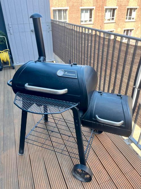 Landmann smoker/bbq met beschermhoes en mat, Tuin en Terras, Houtskoolbarbecues, Zo goed als nieuw, Ophalen